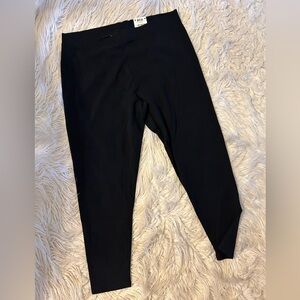 Women’s stretch black leggings